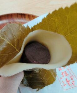 アンコがちらり